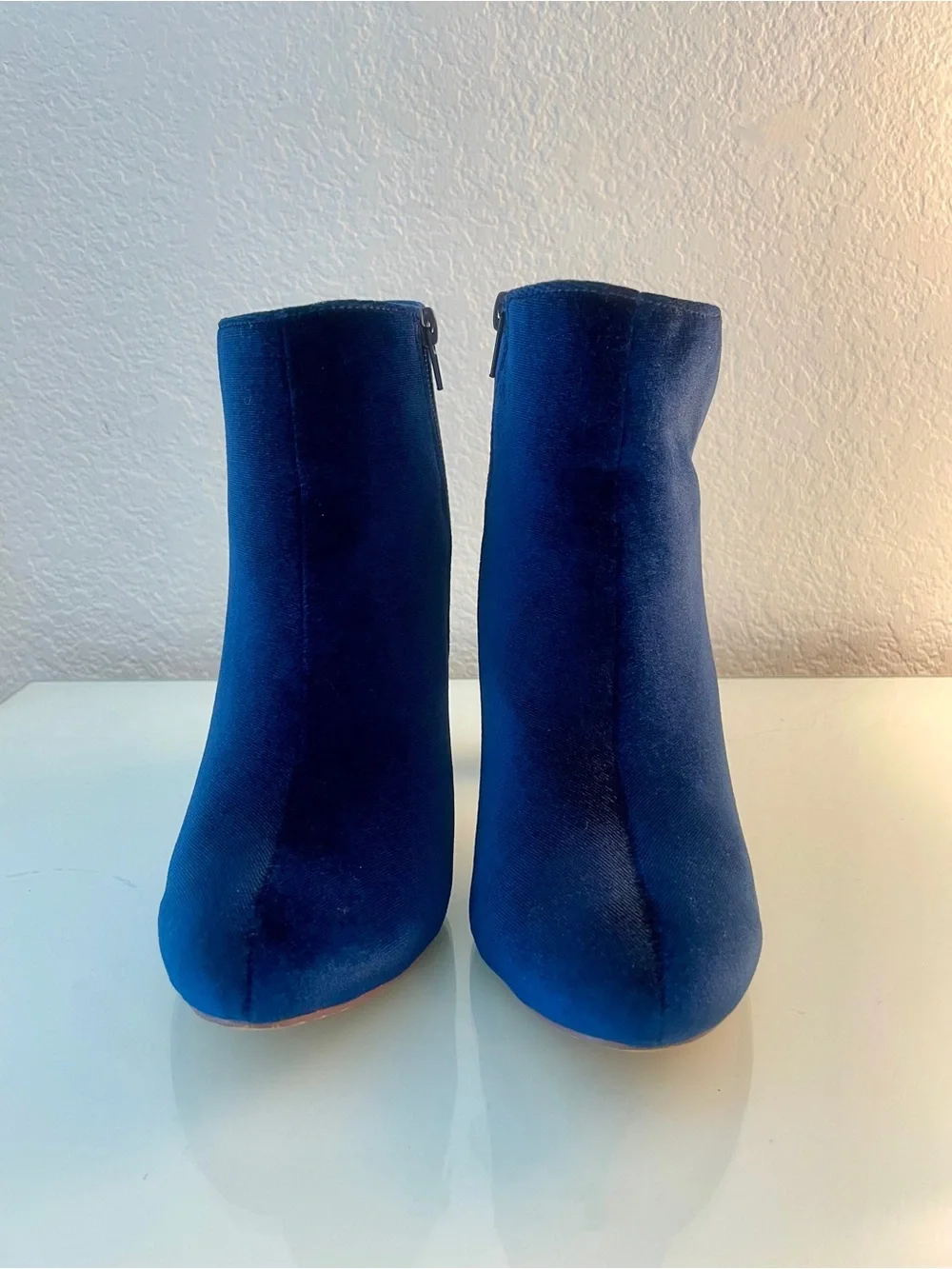 Liliana Velvet Ankle Booties in Navy Blue Size 10